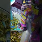 【ゲームセンター クレーンゲーム】スイートランド攻略 お菓子タワー崩壊！大量GETなるか！？#チョコボール #03 #Shorts